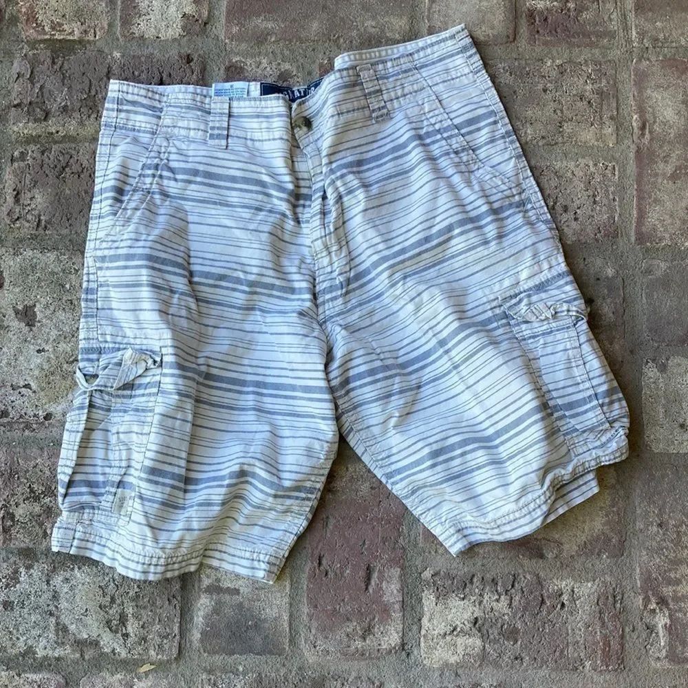 Mens Signature 100% Cotton Levi’s Strauss Cargo Board Shorts Size 36